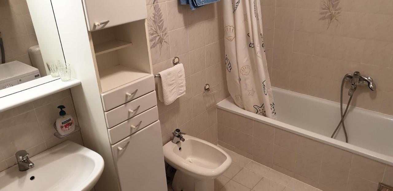 Relax Sea View Apartment Laguna 97 إيزولا المظهر الخارجي الصورة